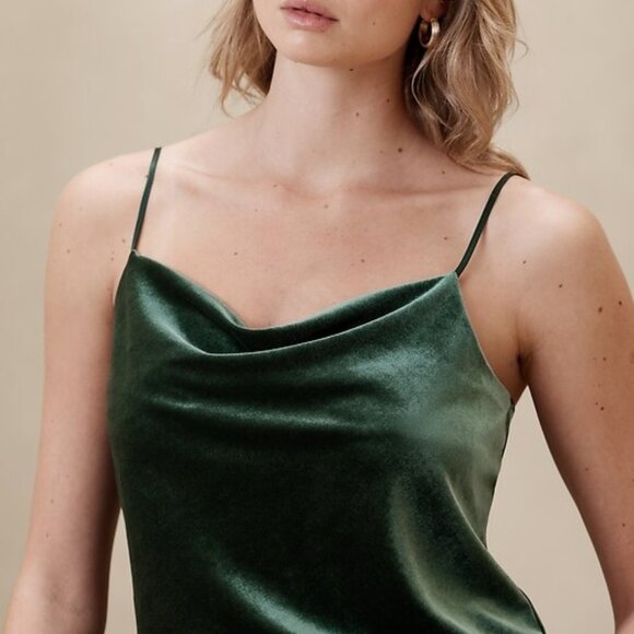 Banana Republic Velvet Emerald Camisole - Medium - Picture 1 of 5